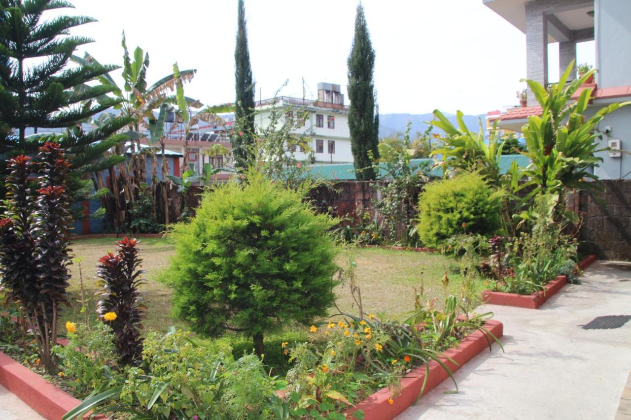 Geo Guest House Pokhara Luaran gambar