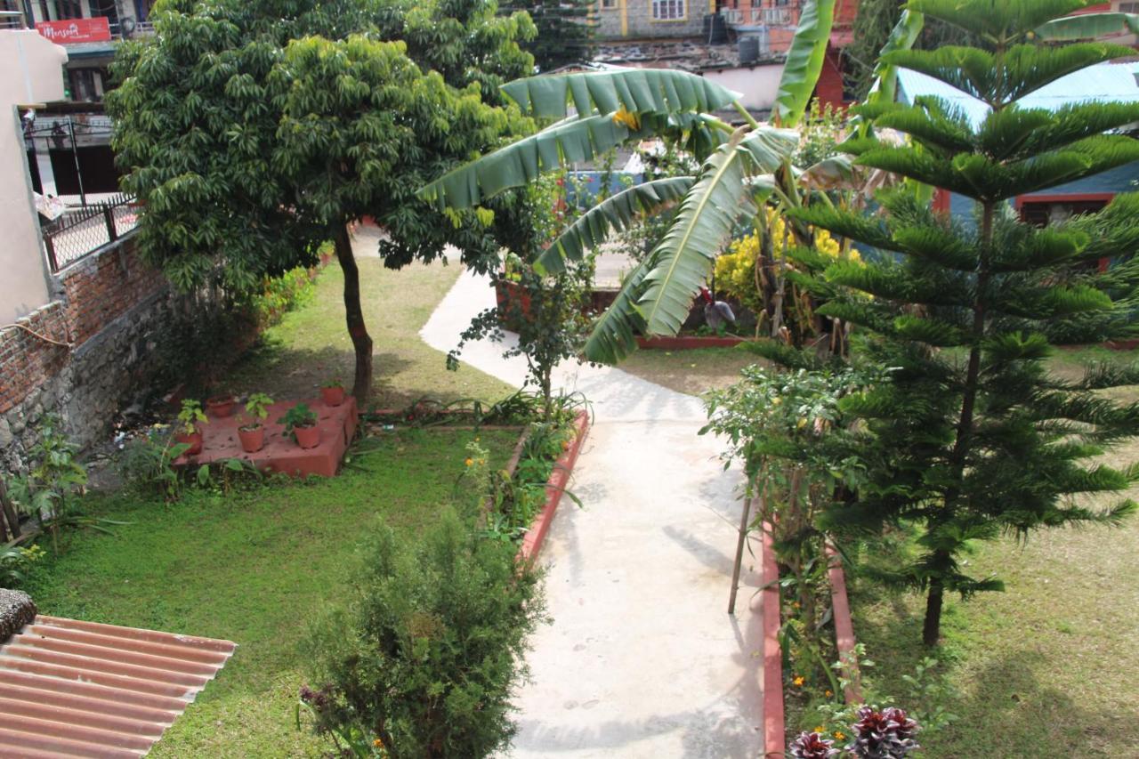Geo Guest House Pokhara Luaran gambar