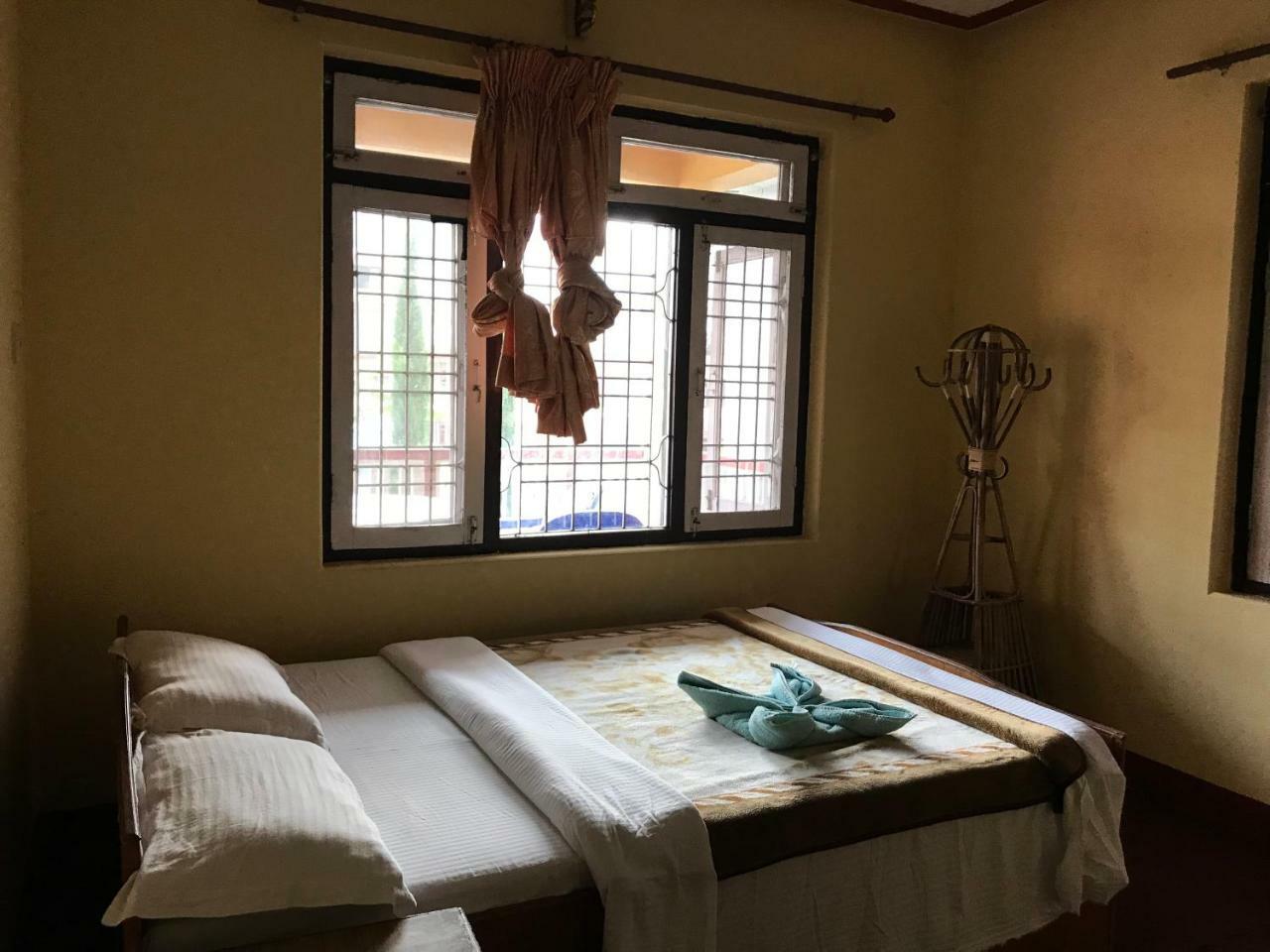 Geo Guest House Pokhara Luaran gambar